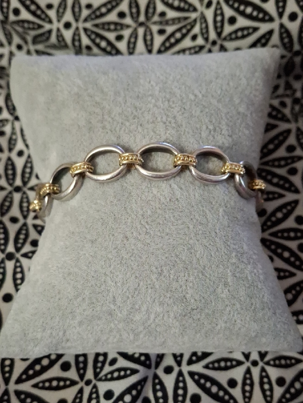 LAGOS Two-Tone Sterling Silver and 18k Gold Oval-Link Bracelet